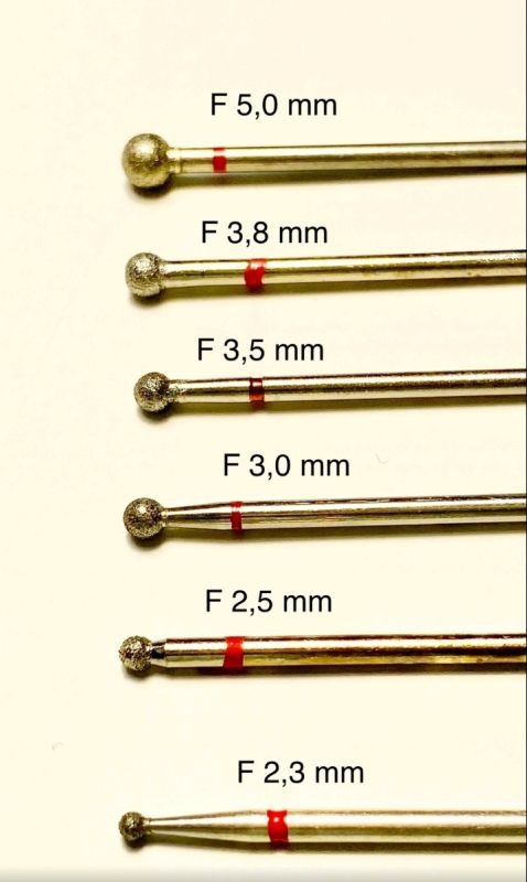 Фреза алмазная  Шарик  ,диаметр-  5,2 мм,(  красная насечка)
