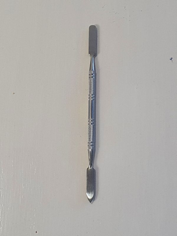 Манікюрний шпатель