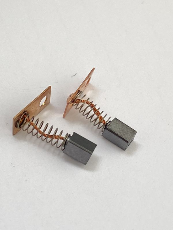 Щетки для ручки фрезера Strong 105  3* 3 мм, комплект 2 шт ( Корея)