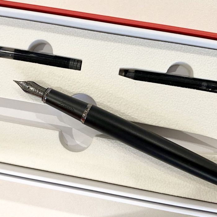 Пір'яна ручка Picasso Art Collection — Чорна Матова (Black Matte & Gunmetal)