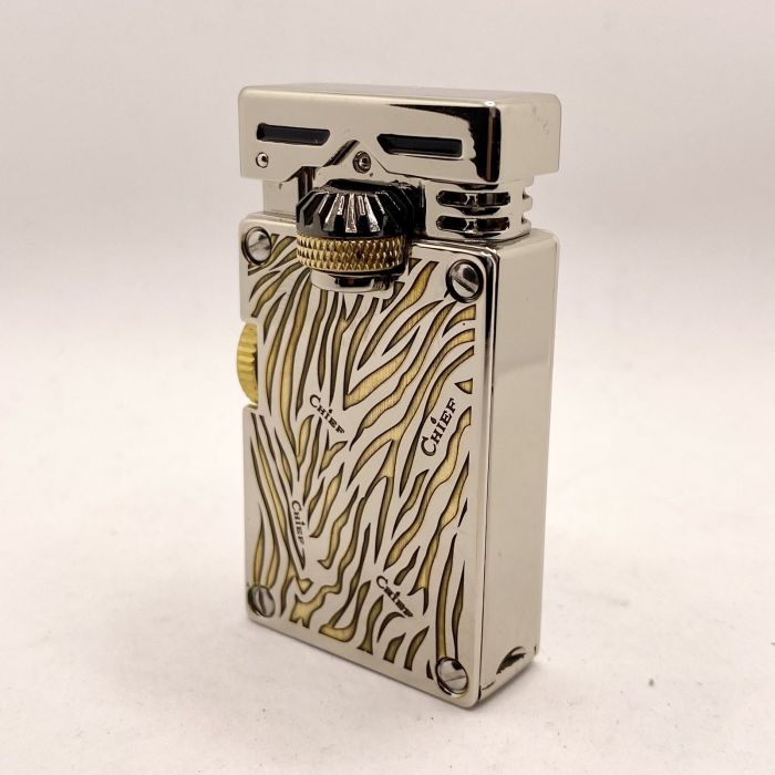 Ексклюзивна Бензинова Запальничка Chief – Золотий Тигровий Принт