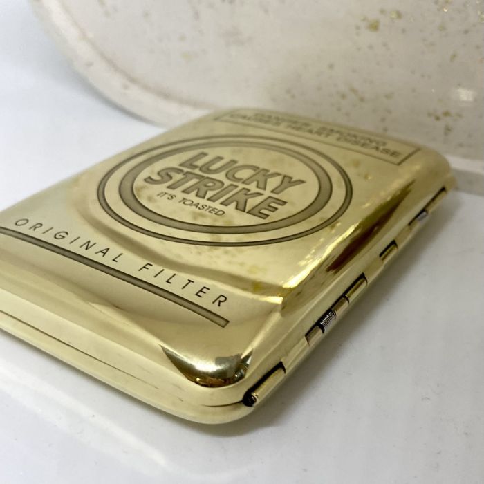 Портсигар   LUCKY STRIKE для цигарок