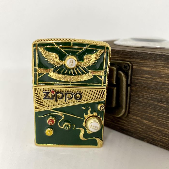 Колекційна запальничка Zippo Більярд "Golden Billiards Edition"