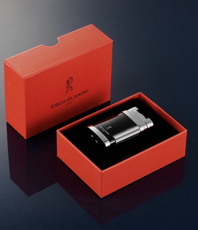 Елегантна газова запальничка Roberta di Camerino (Italy)
