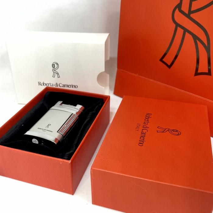 Елегантна газова запальничка Roberta di Camerino (Italy) — Silver & Chrome