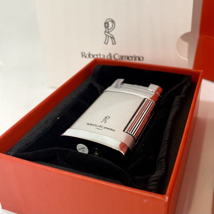 Елегантна газова запальничка Roberta di Camerino (Italy) — Silver & Chrome