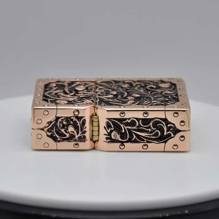 Бензинова запальничка Zorro "Ultimate Justice" — Колекційна серія Baroque Edition