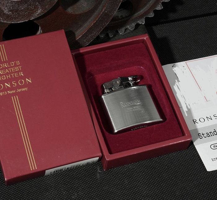 Бензинова запальничка Ronson "Standard" (Retro Model 1943)