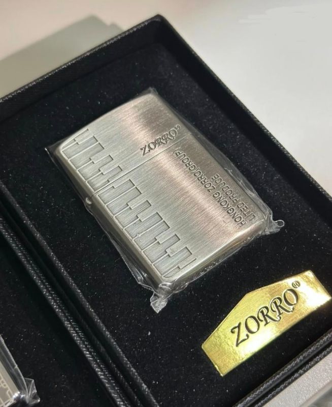 Бензинова запальничка Zorro «Piano Limited Edition» — Срібляста Матова