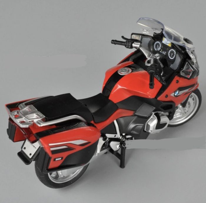 Масштабна модель мотоцикла BMW R1250 RT (1:12) — Червоний перламутр