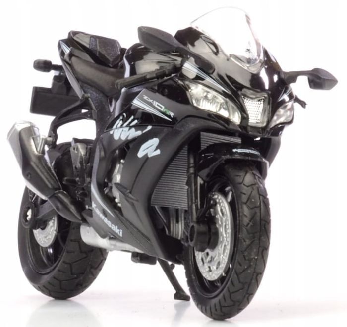 Колекційна модель мотоцикла Welly 2017 Kawasaki Ninja ZX-10RR (1:18)