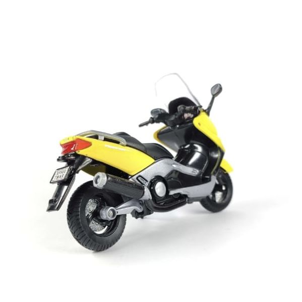 Колекційна модель мотоцикла Yamaha XP500 TMAX (2001) — Масштаб 1:18, Welly