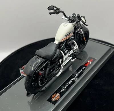 Масштабна модель мотоцикла Harley-Davidson 2018 Forty-Eight Special (Australian ver.) — 1:18