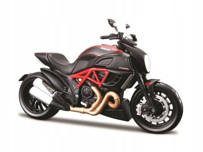 Збірна модель мотоцикла Maisto Ducati Diavel Carbon (масштаб 1:12)