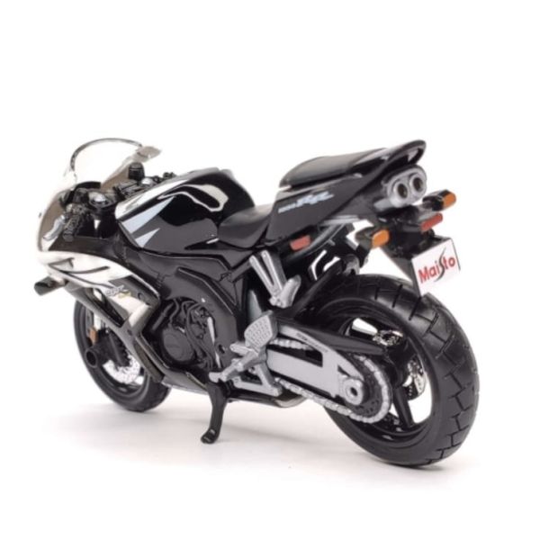 Колекційна модель мотоцикла Honda CBR1000RR Fireblade (Maisto, 1:18)