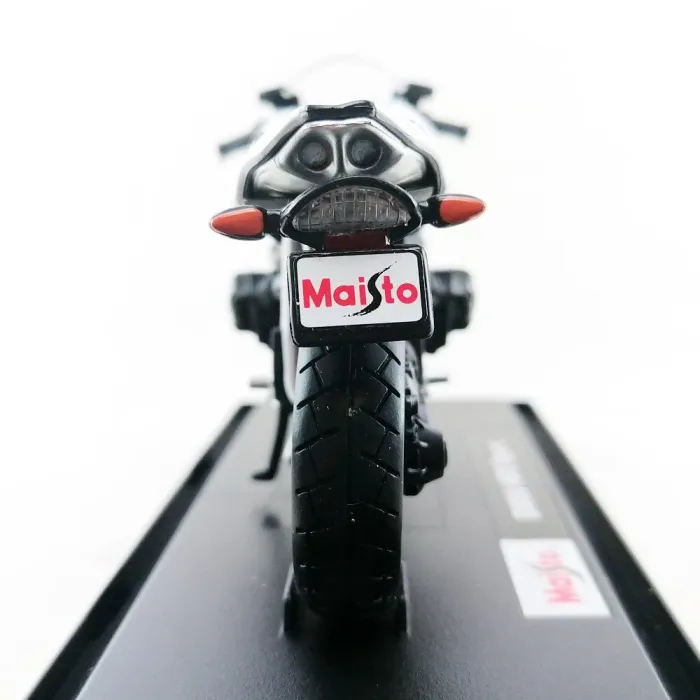 Колекційна модель мотоцикла Maisto BMW HP2 Sport (1:18)