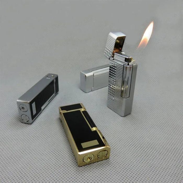 Елегантна газова запальничка Spunk у класичному сріблястому кольорі