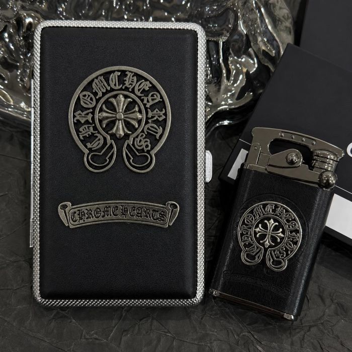 Металевий футляр Chrome Hearts на 20 сигарет, чорний кейс для сигарет з екошкірою