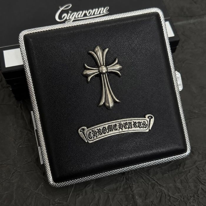 Портсигар металевий Chrome Hearts із чорною екошкірою та хрестом (99х95х19 мм)