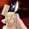 Елегантна газова запальничка Classic Lighter з фірмовим кліком (Red/Gold)