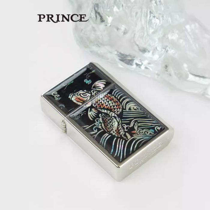 Бензинова запальничка Prince «Golden Koi» Короп Кої (Made in Japan)