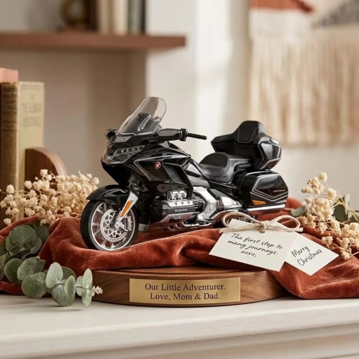 Колекційна масштабна модель мотоцикла Welly 1:12 2020 Honda GL1800 Gold Wing (колір Gloss Black)