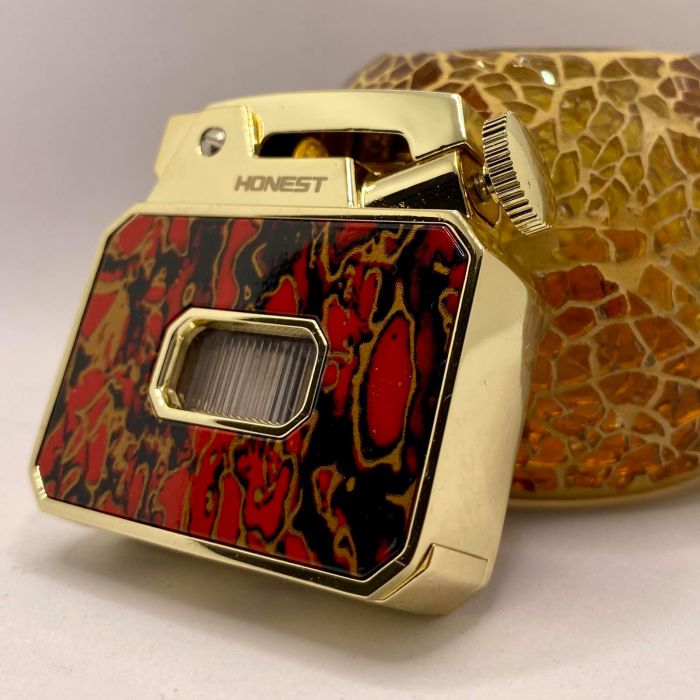 Запальничка HONEST червоно-чорного мармурового кольору