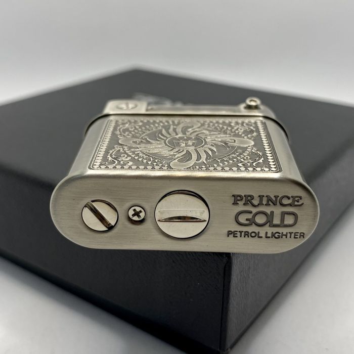 Бензинова запальничка Prince Antique Crest (Античний Герб)