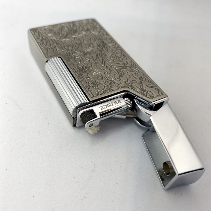 Бензинова запальничка Prince «Чорне Листя» (Black Fern)