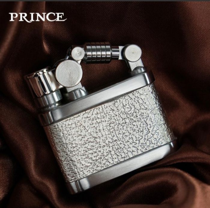 Бензинова запальничка Prince "Silver Texture" (Срібна Текстура)