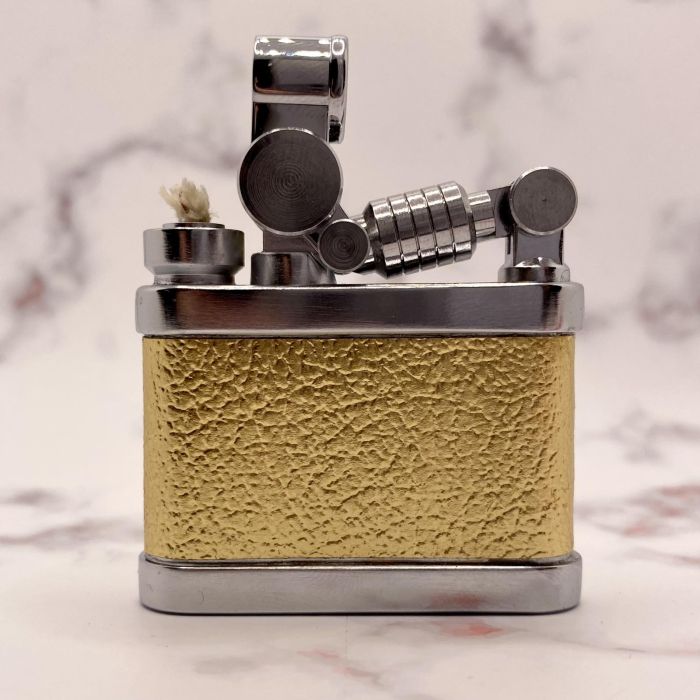 Бензинова запальничка Prince "Золотий Віконт"