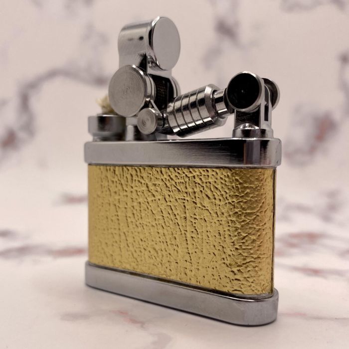 Бензинова запальничка Prince "Золотий Віконт"