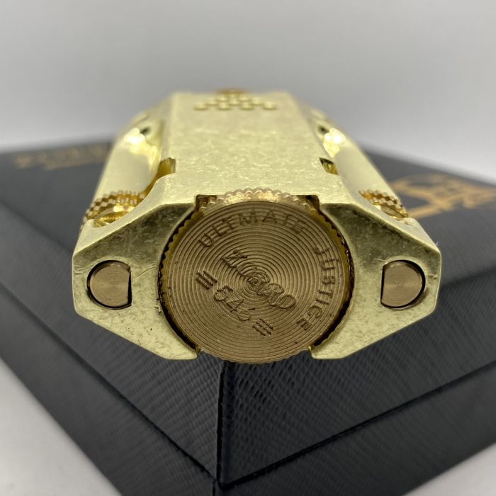 Бензинова запальничка Zorro "Латунний Броненосець"