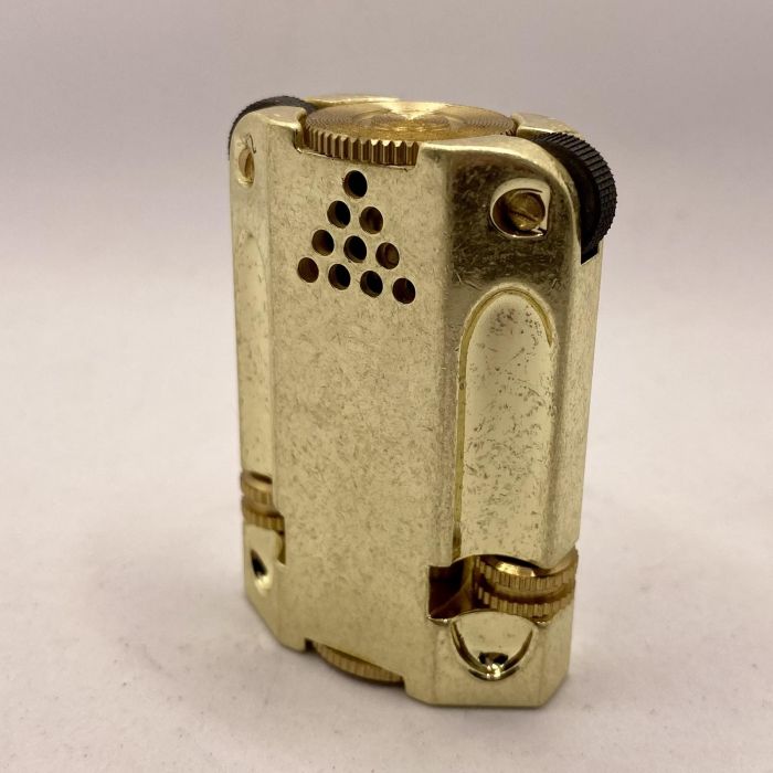 Бензинова запальничка Zorro "Латунний Броненосець"