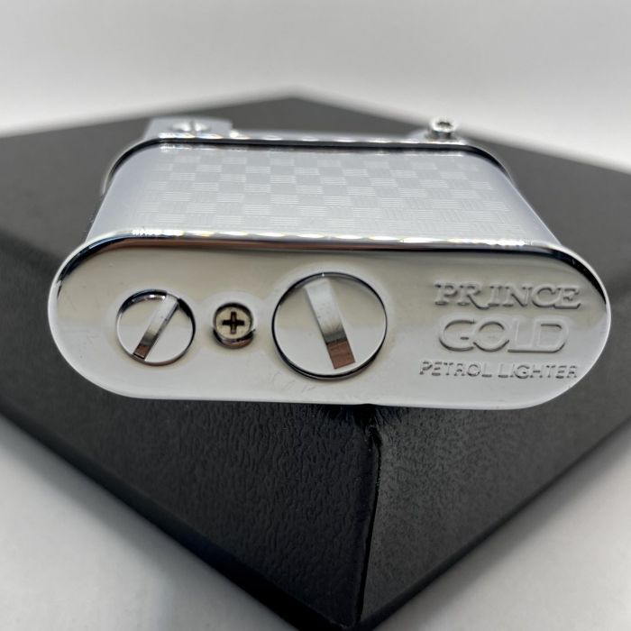 Бензинова запальничка Prince "Хромовий Щит"