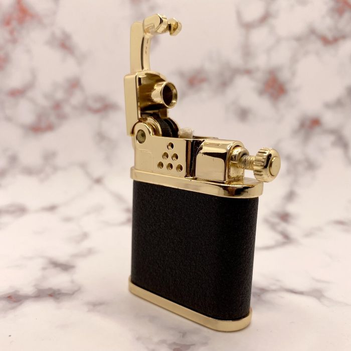 Бензинова запальничка ZORRO "Royal Touch" (Королівський Дотик)