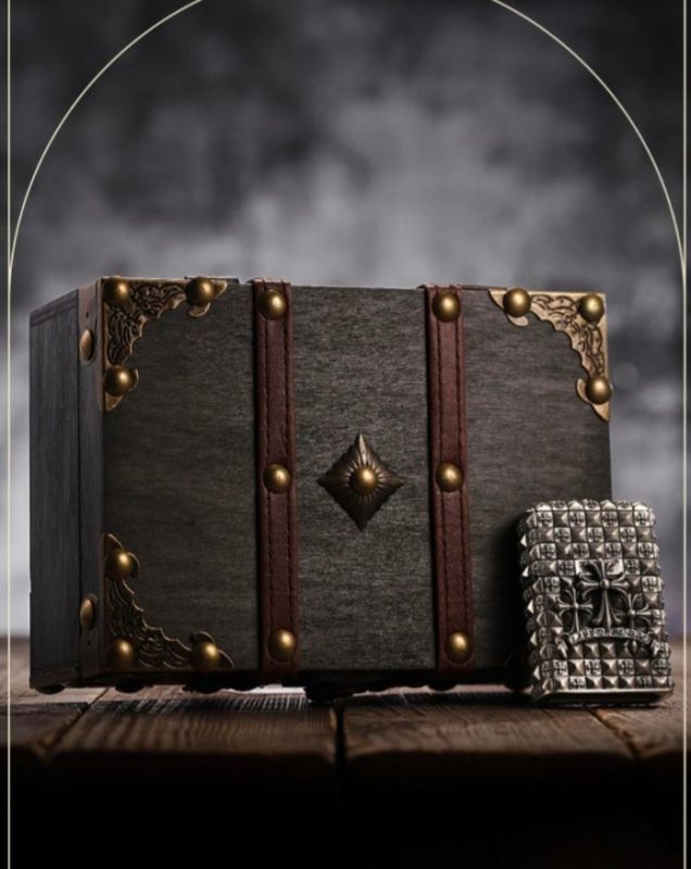 Бензинова запальничкаZippo Chrome Knight (Хромований Лицар)