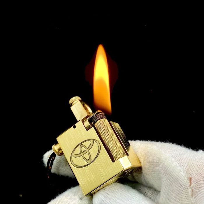 Бензинова запальничка KOJI TOYOTA