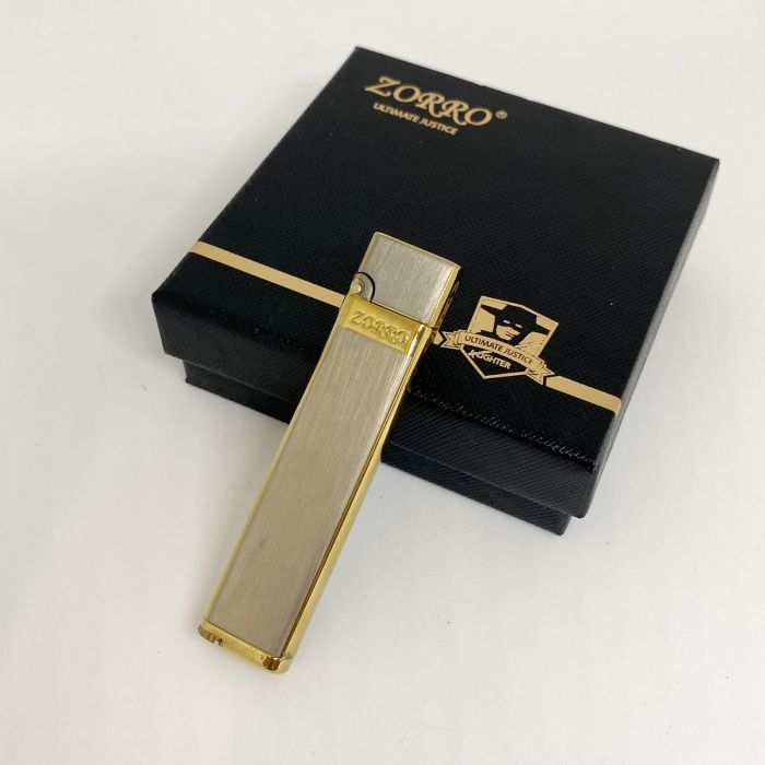 Елегантна Бензинова Запальничка ZORRO золотиста