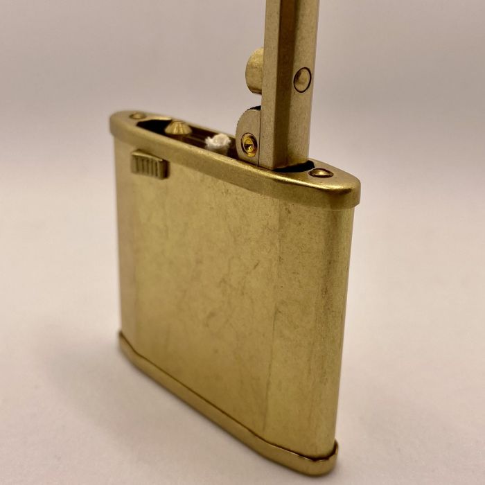 Бензинова запальничка ZORRO в золотому кольорі