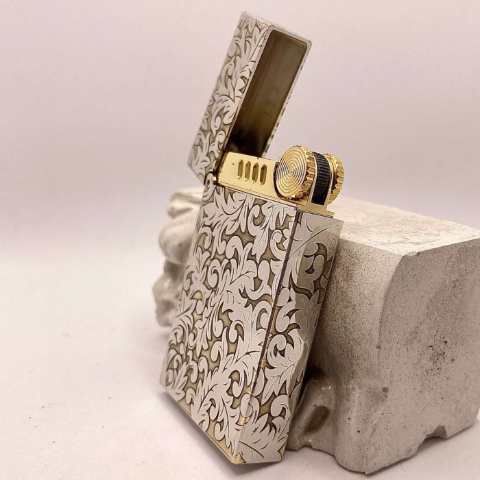 Бензинова Запальничка ZORRO Золота лоза