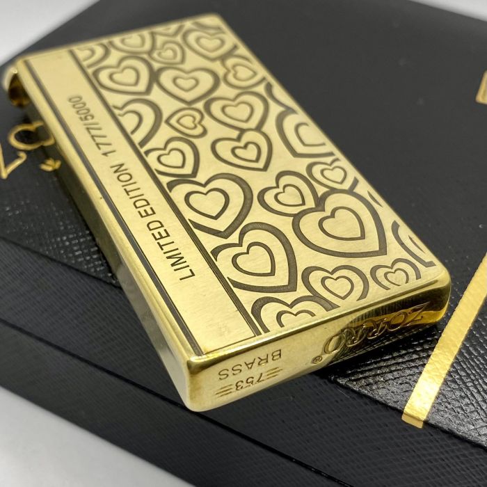 Бензинова запальничка Zorro "Серце до Серця" або Zorro "Heart to Heart"