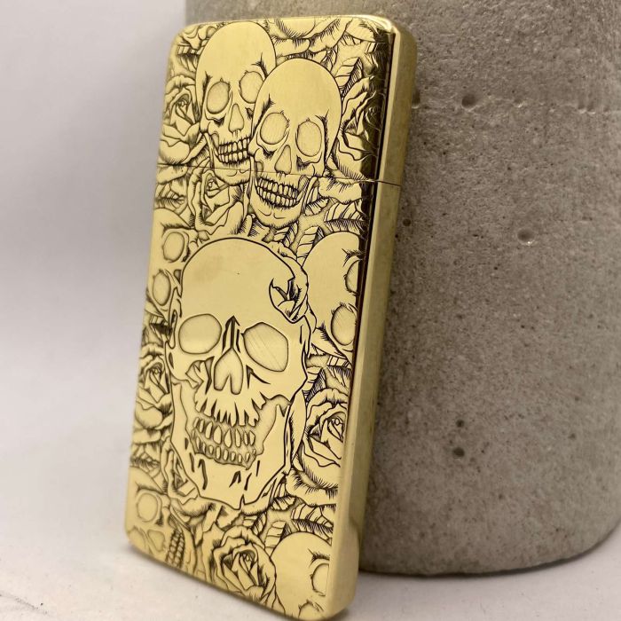 Бензинова запальничка Zorro "Смертельна краса"