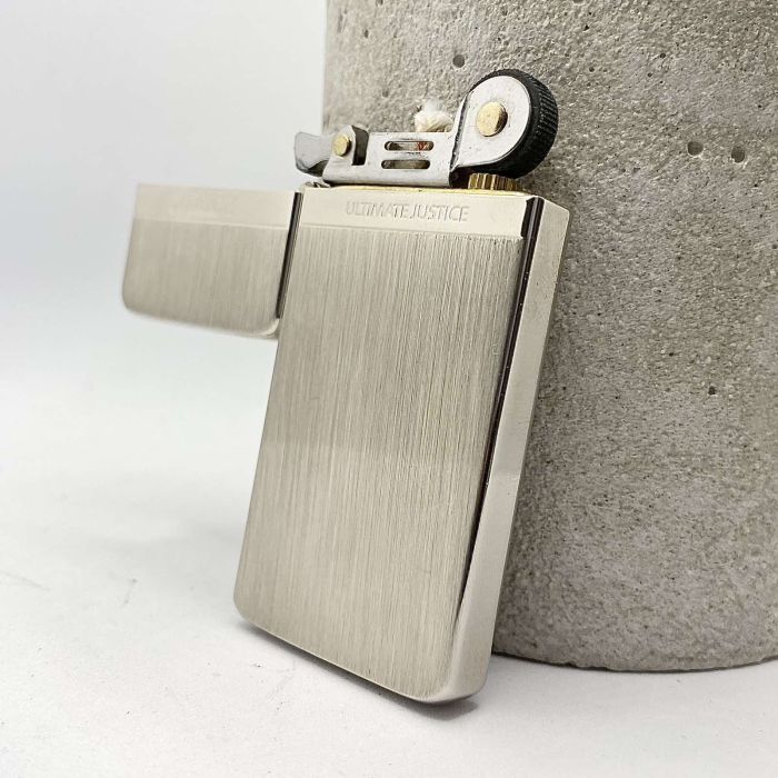 Бензинова запальничка ZORRO: Сталева Воля