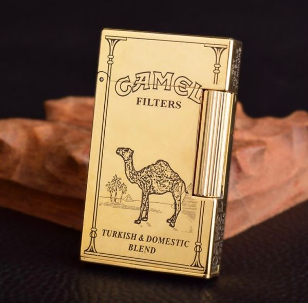Бензинова запальничка що імітує пачку Camel Filters