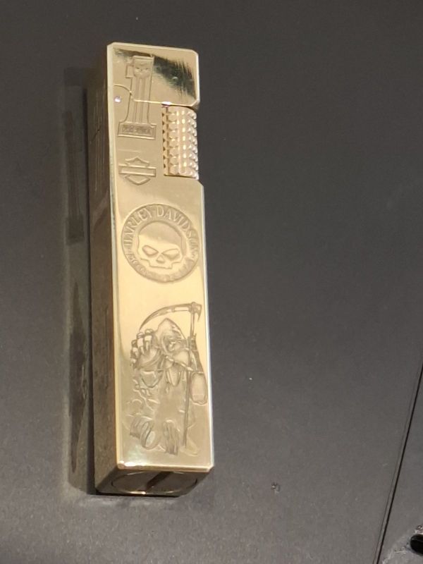 Запальничка бензинова ROWENTA модель Harley Davidson