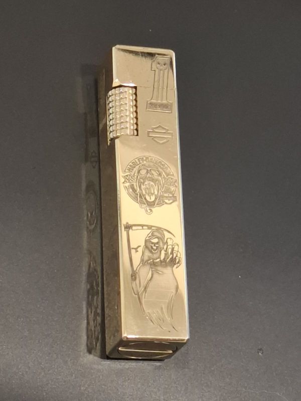 Запальничка бензинова ROWENTA модель Harley Davidson