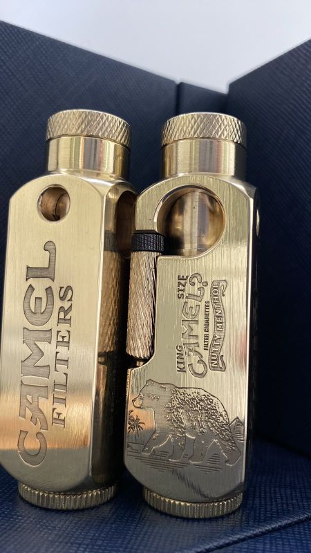 Бензинова запальничка модель CAMEL з ведмедем