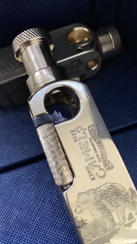 Бензинова запальничка модель CAMEL з ведмедем