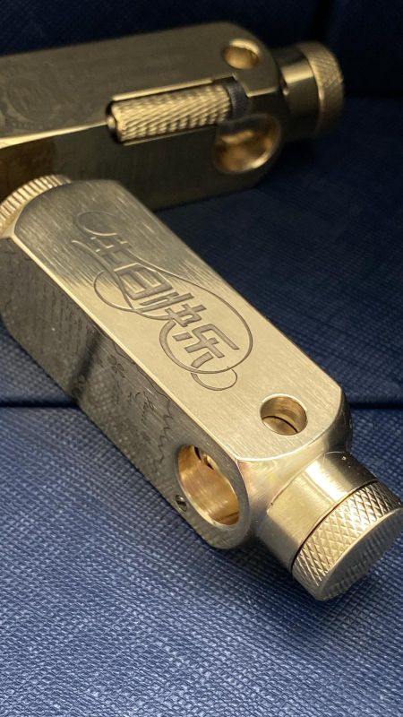 Колекційна подарункова запальничка Happy Birthday